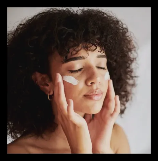 خواص ژل آلوئه ورا به عنوان مرطوبکننده و نکات مهم استفاده آن