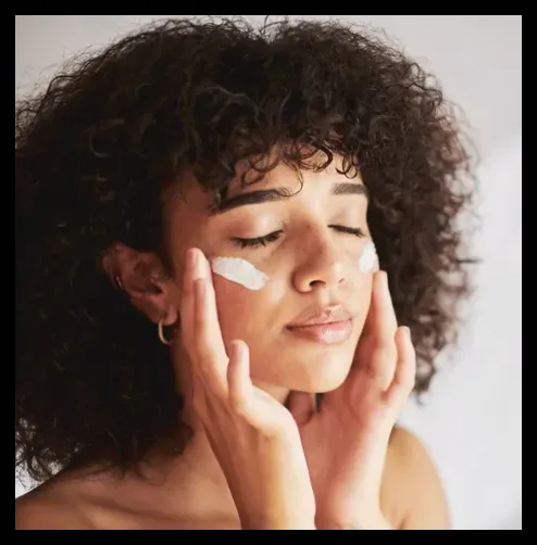 خواص و خطرات محصولات پوستی حاوی CBD که باید بدانید